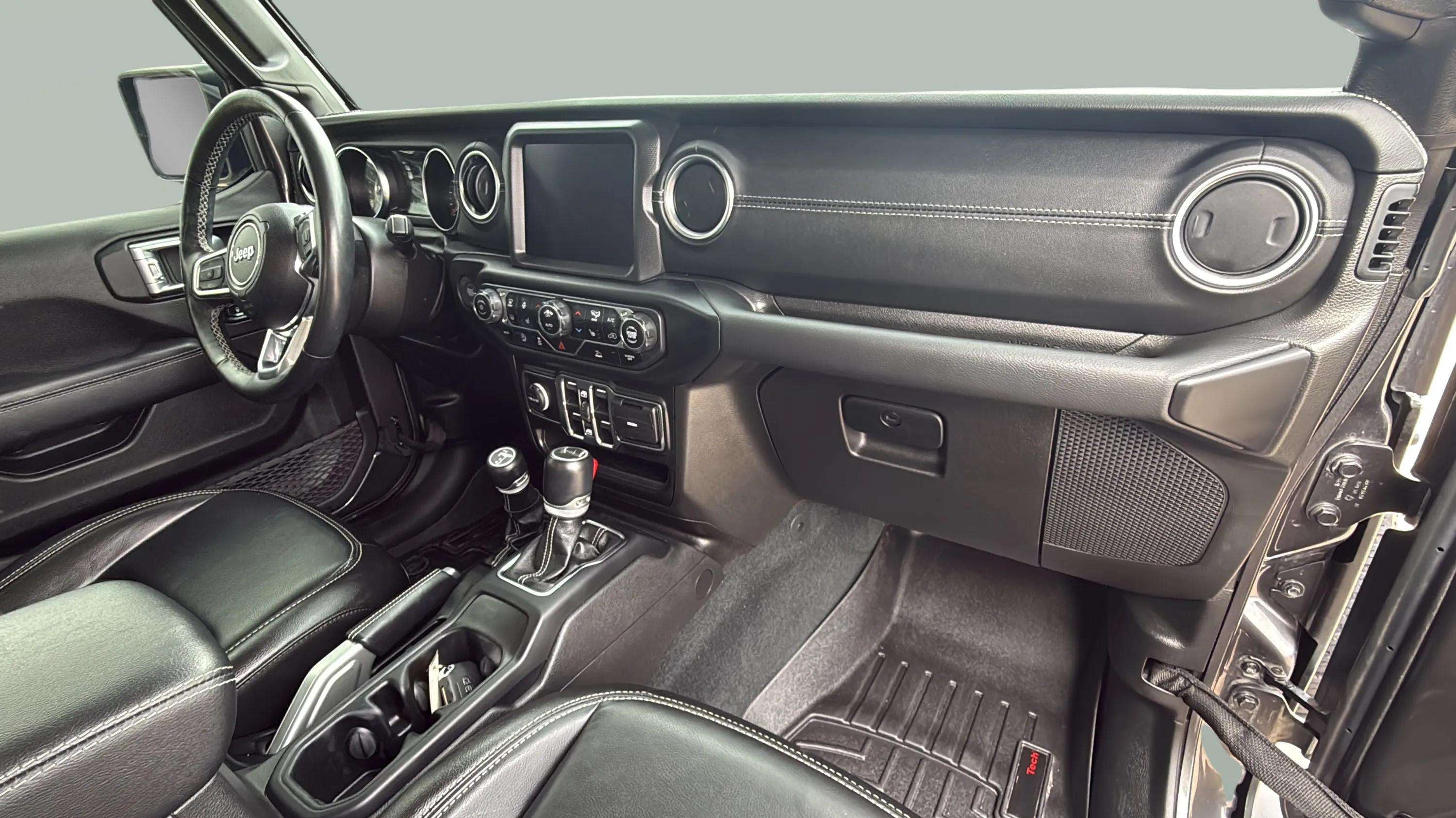 2022 Jeep Gladiator Overland
