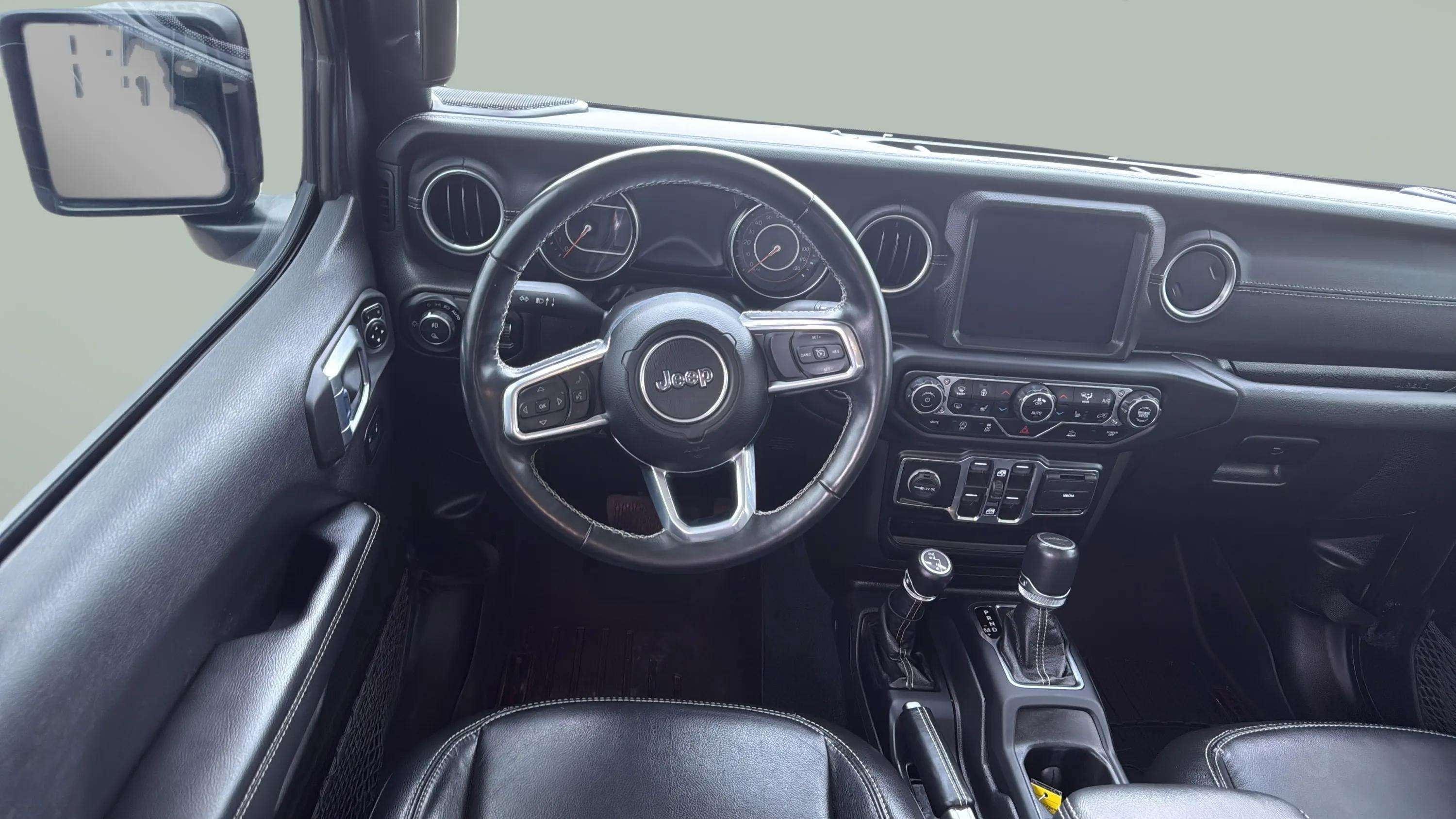 2022 Jeep Gladiator Overland