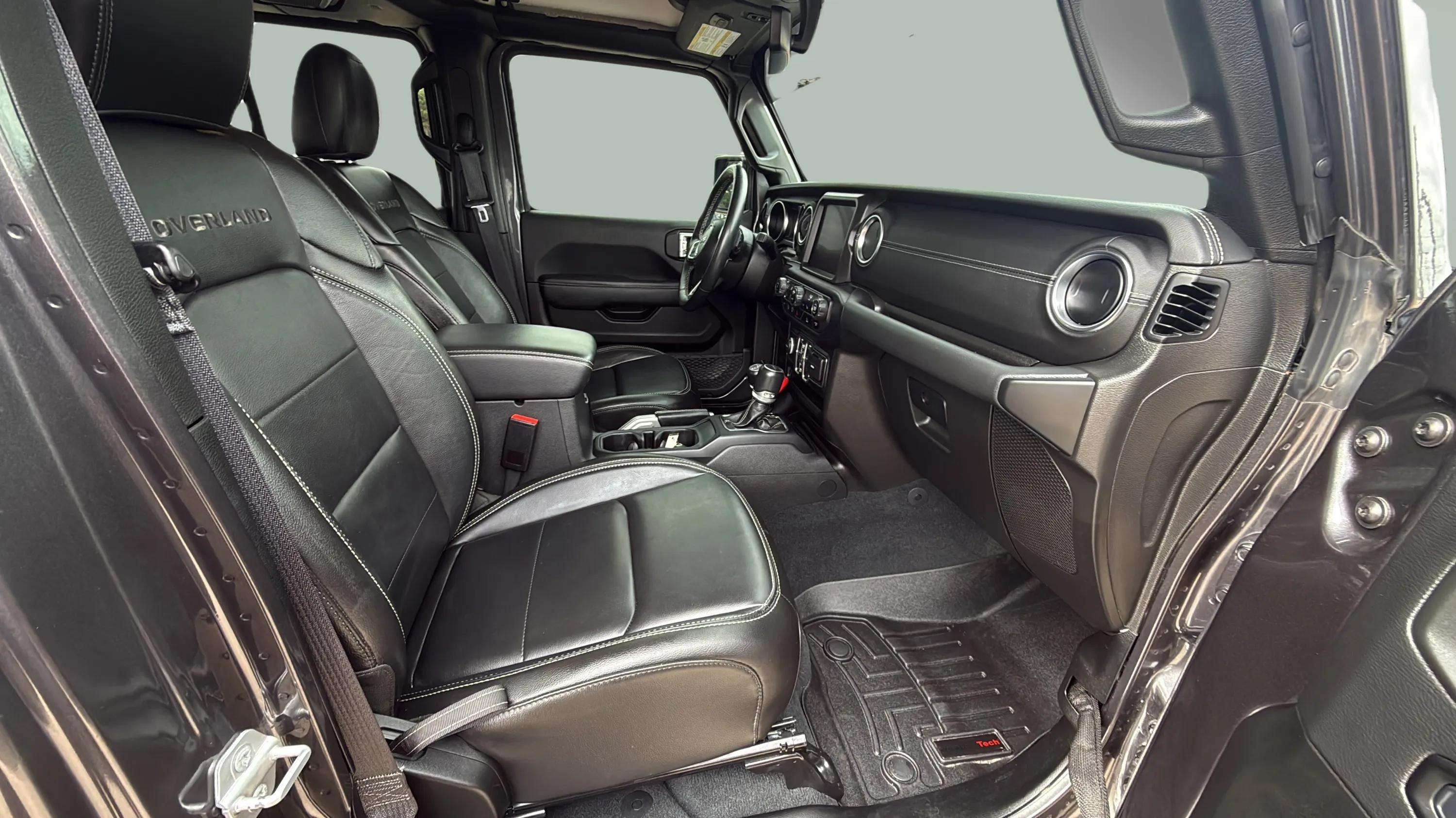 2022 Jeep Gladiator Overland
