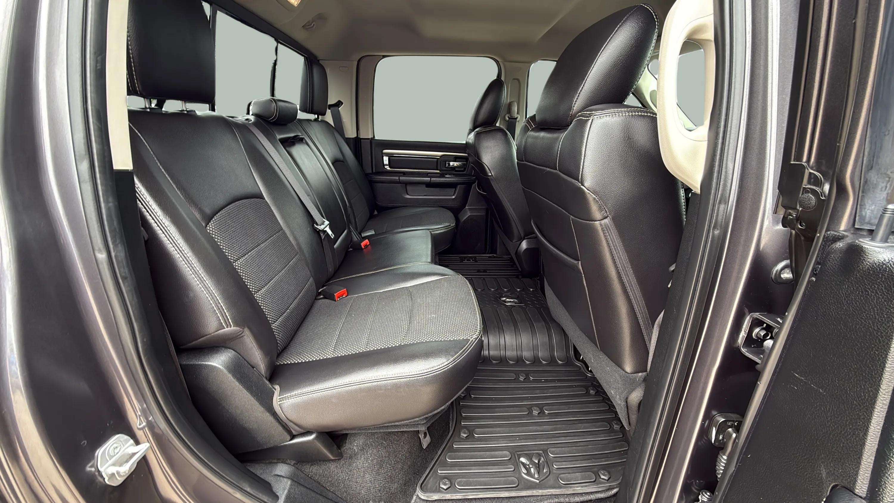 2016 RAM 1500 Sport