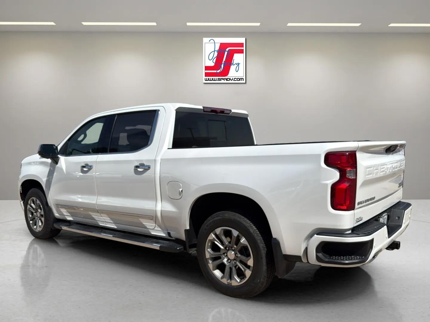 2023 Chevrolet Silverado 1500 High Country