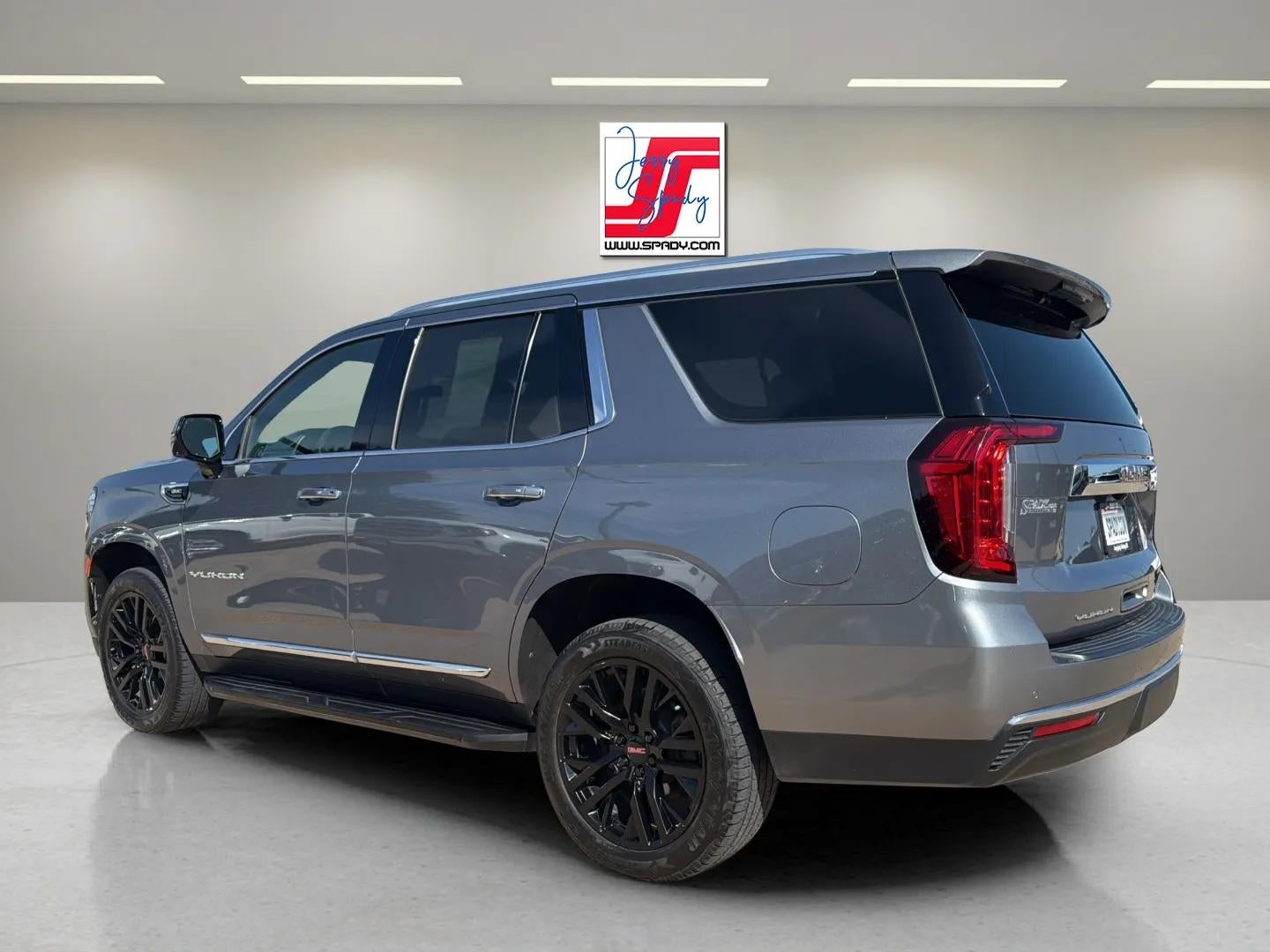 2022 GMC Yukon SLT