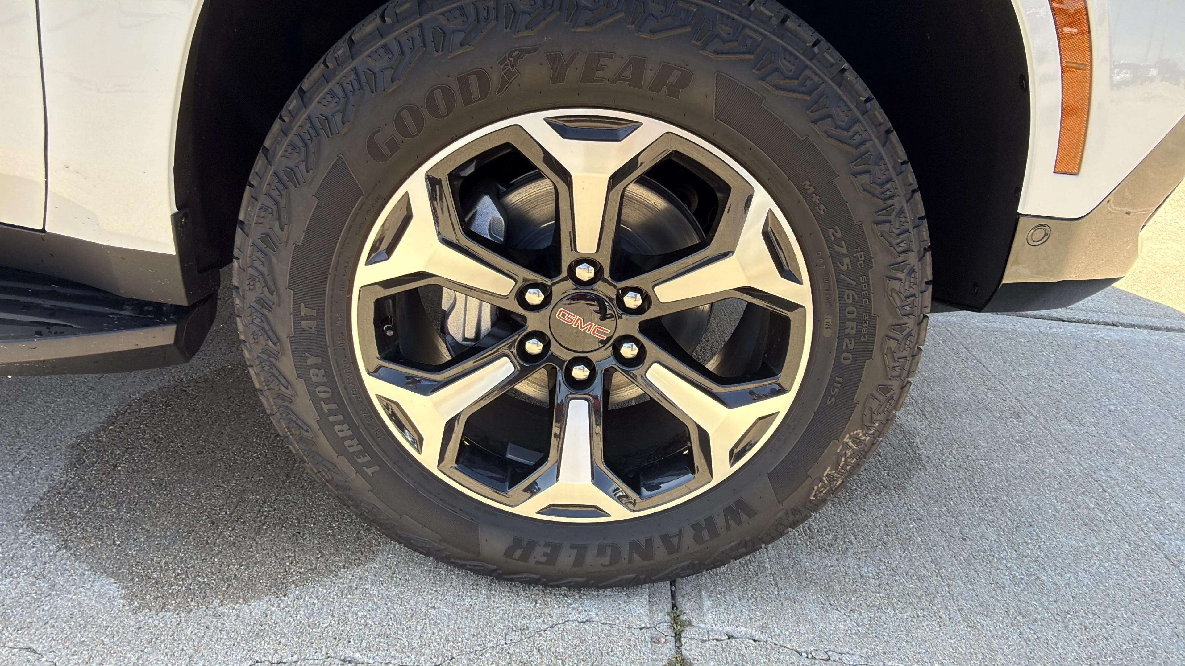 2026 GMC Yukon AT4