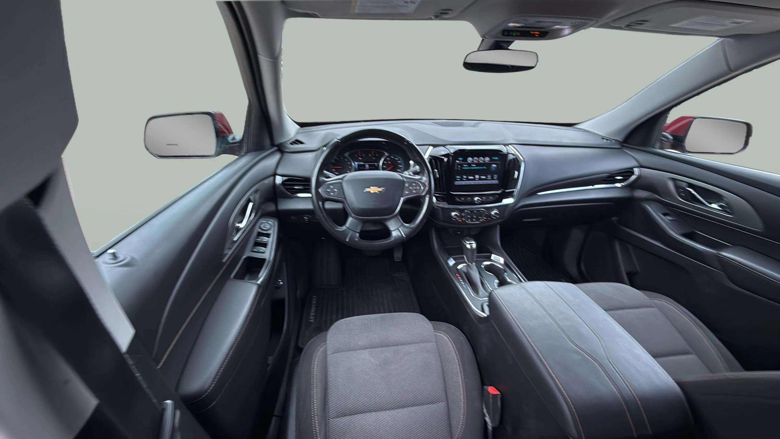 2018 Chevrolet Traverse LT Cloth