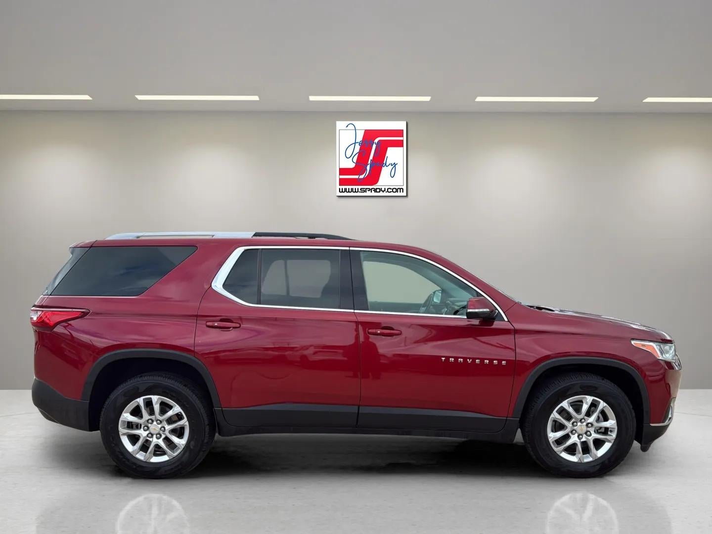 2018 Chevrolet Traverse LT Cloth