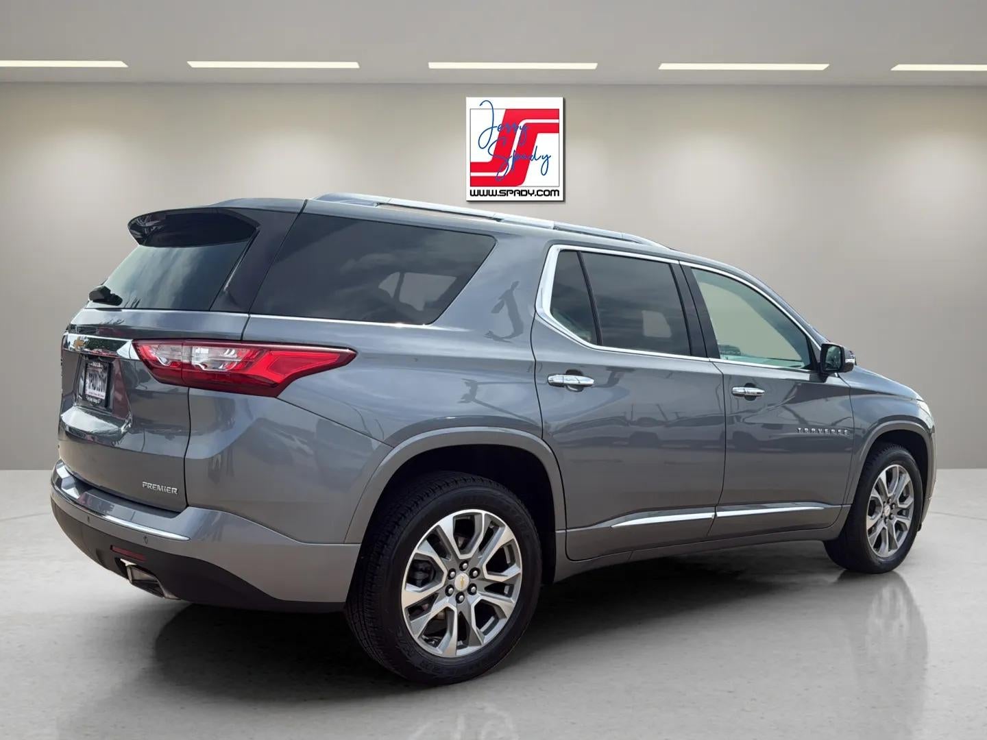 2021 Chevrolet Traverse Premier