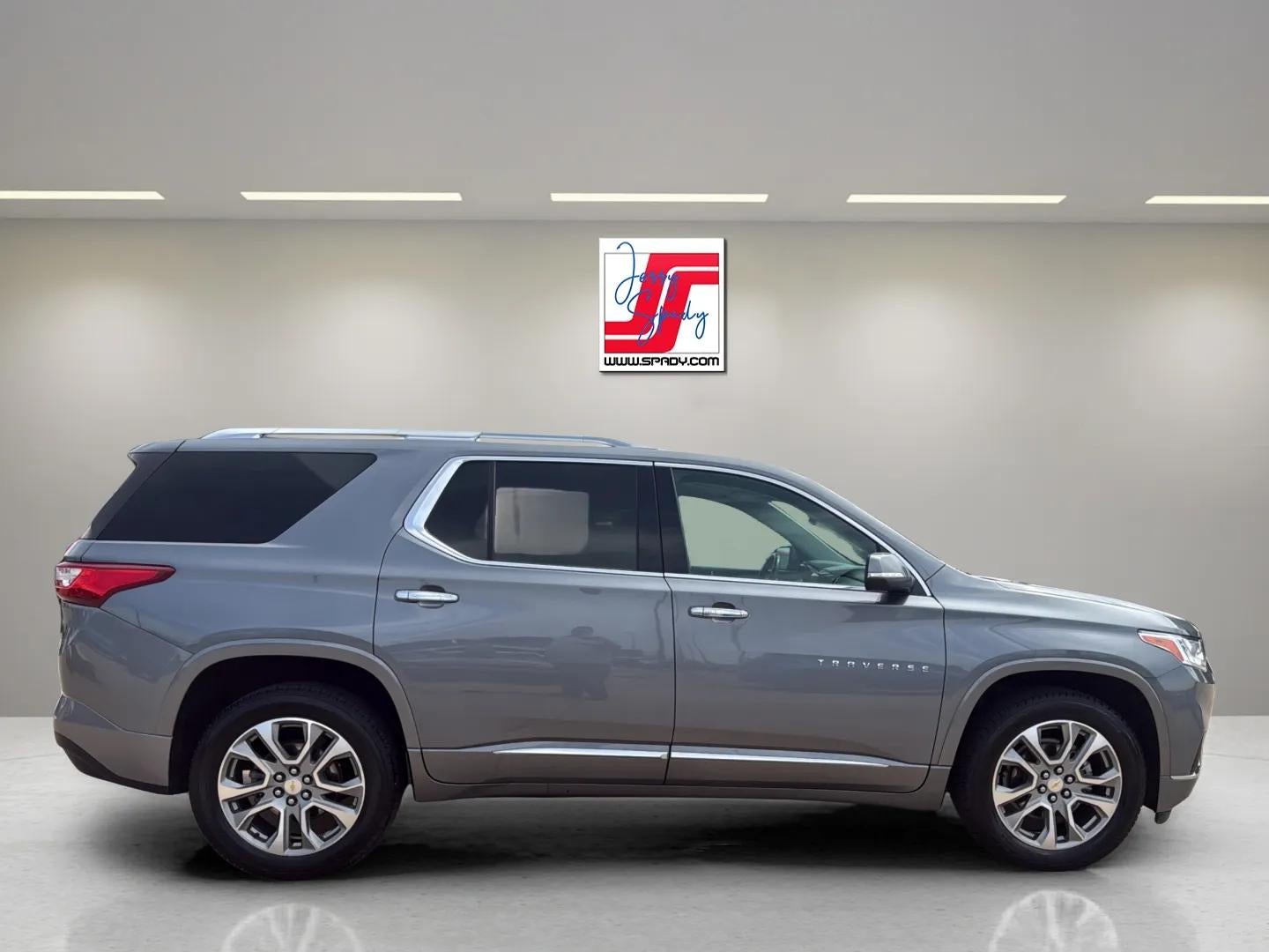 2021 Chevrolet Traverse Premier