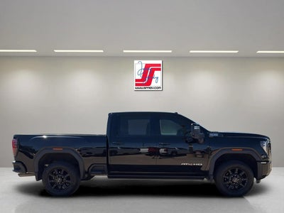 2025 GMC Sierra 2500 HD AT4