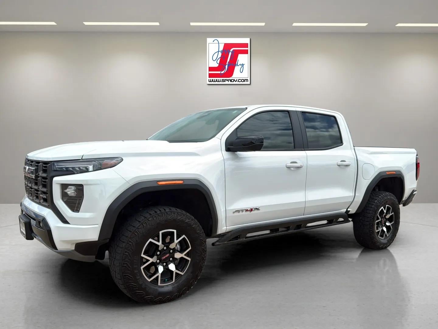 2024 GMC Canyon 4WD AT4X Crew Cab Short Box's photo