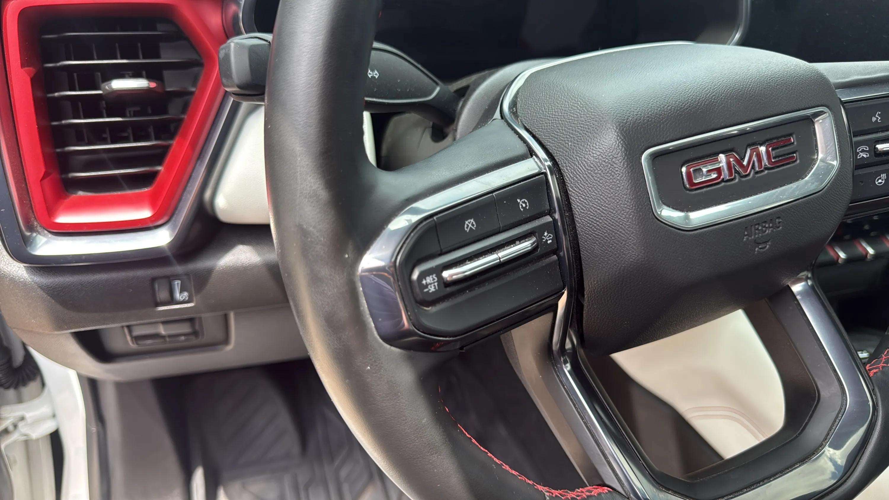 2024 GMC Canyon AT4X