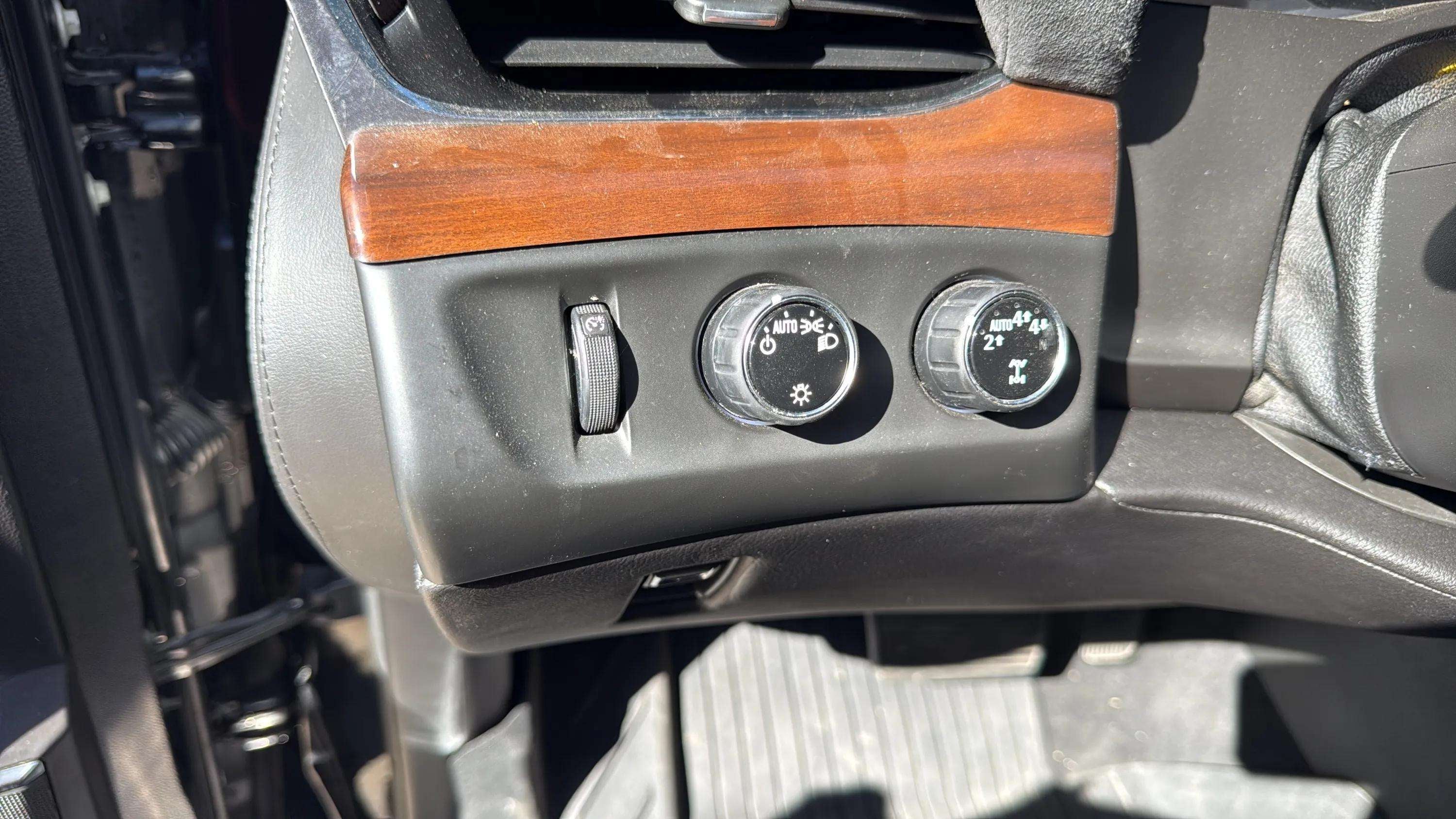 2018 Cadillac Escalade Premium Luxury