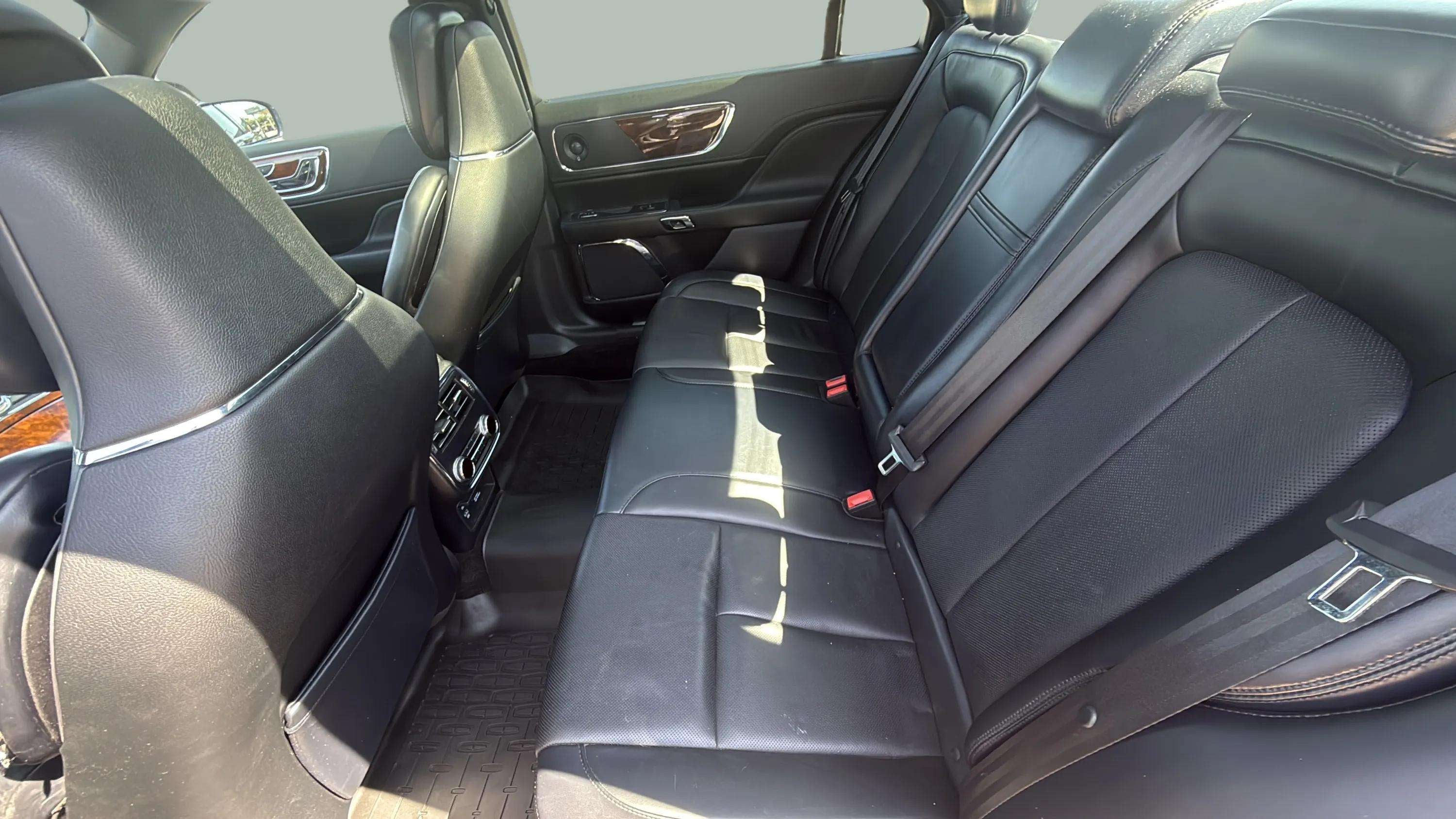 2017 Lincoln Continental Reserve