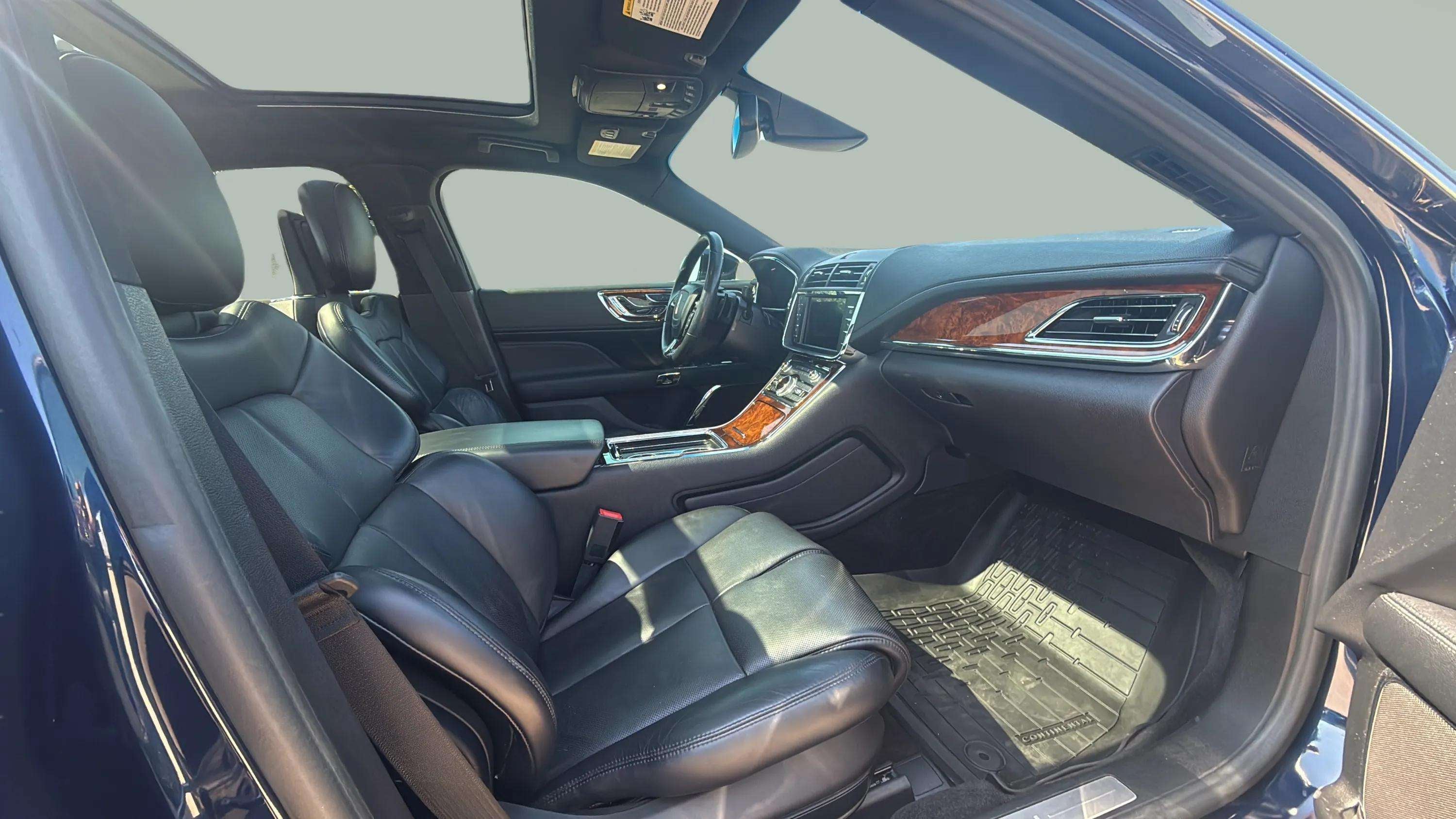 2017 Lincoln Continental Reserve