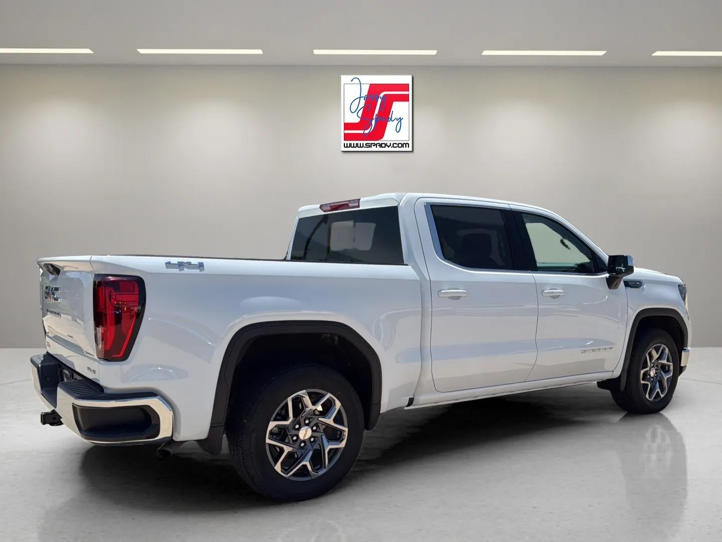 2026 GMC Sierra 1500 SLE