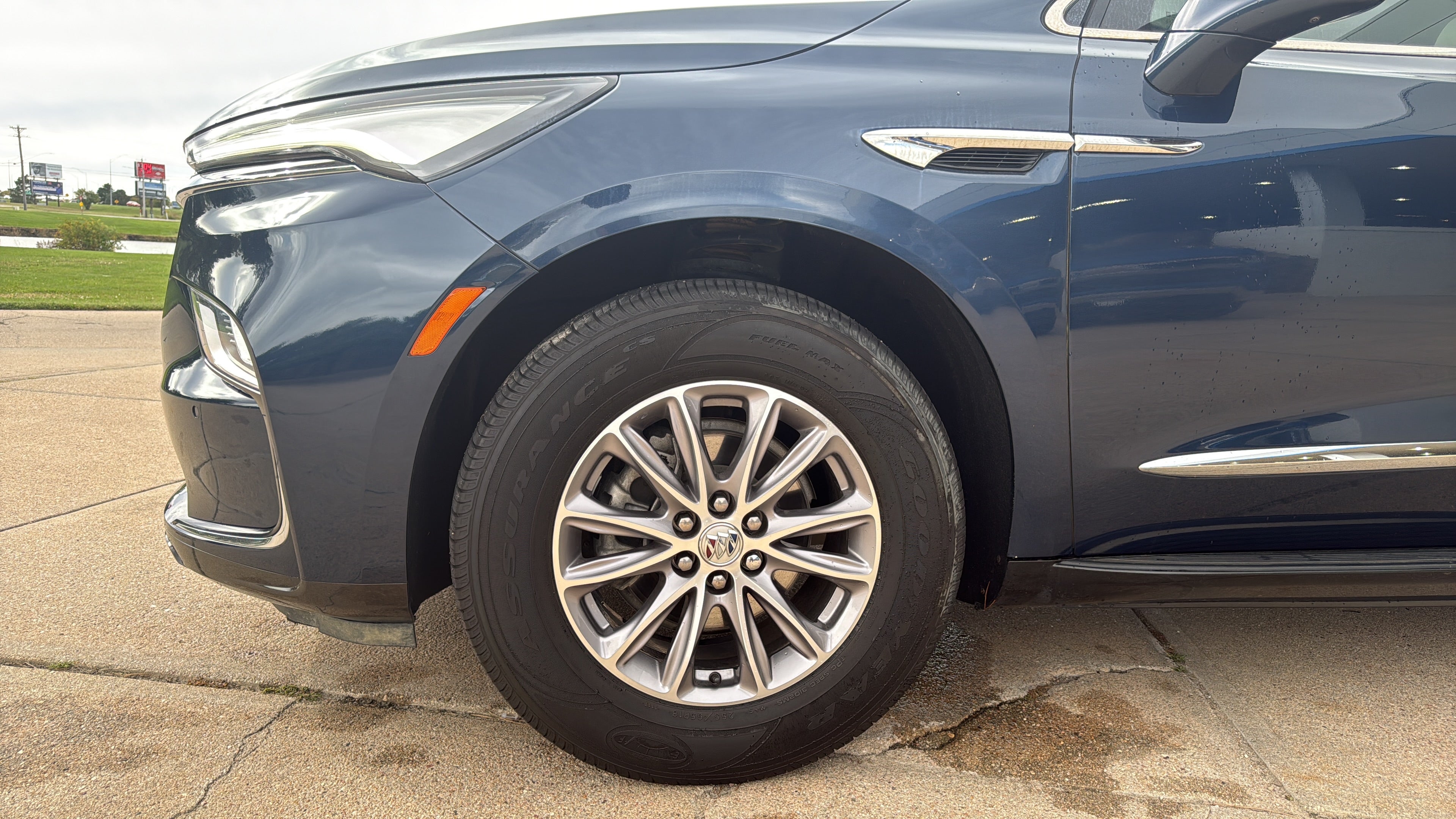 2023 Buick Enclave Premium