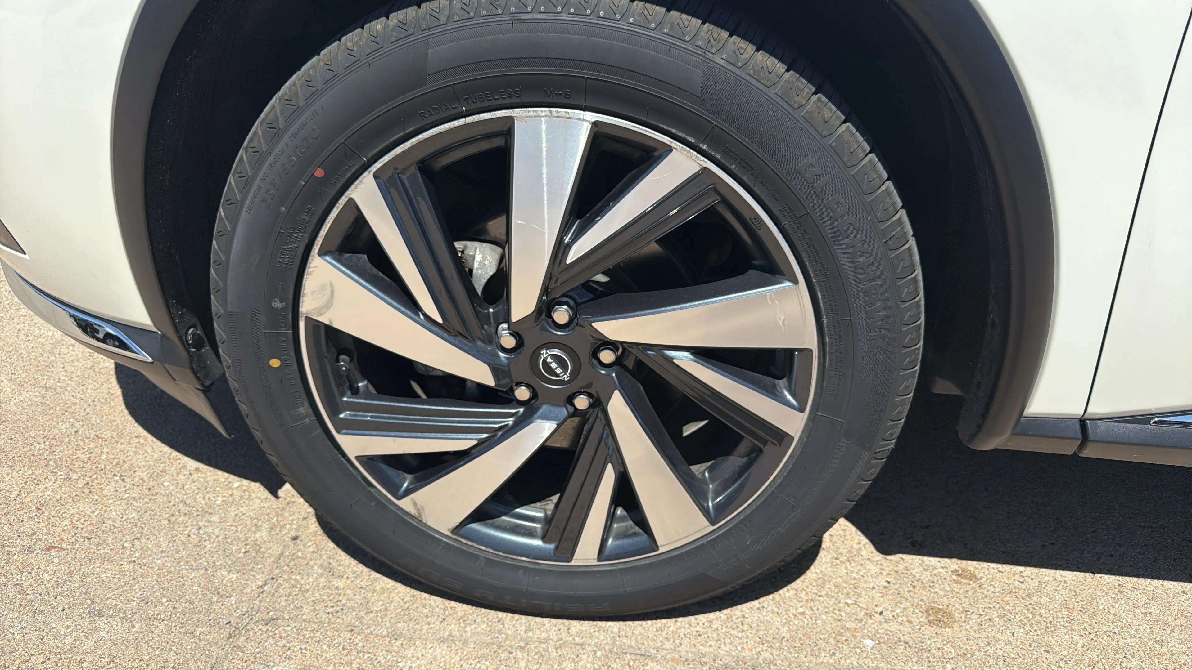 2023 Nissan Murano SL