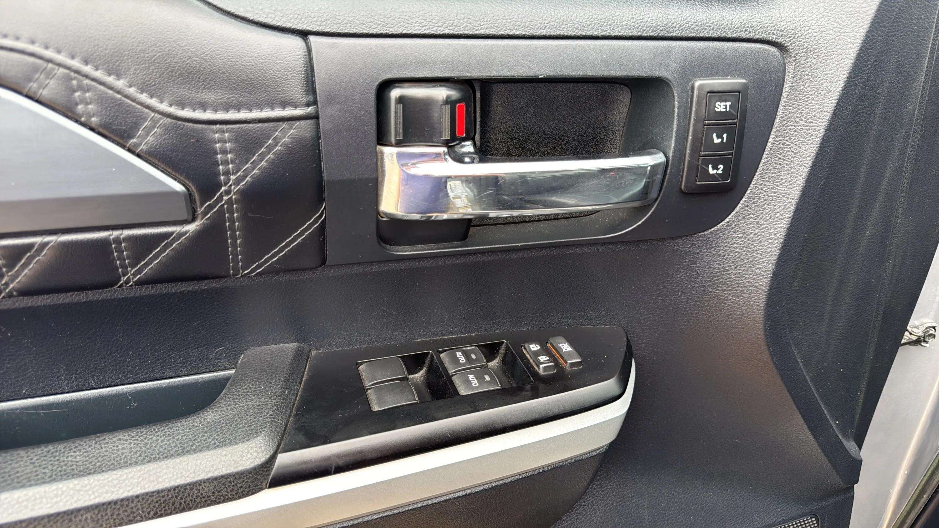 2015 Toyota Tundra 4WD Truck Platinum