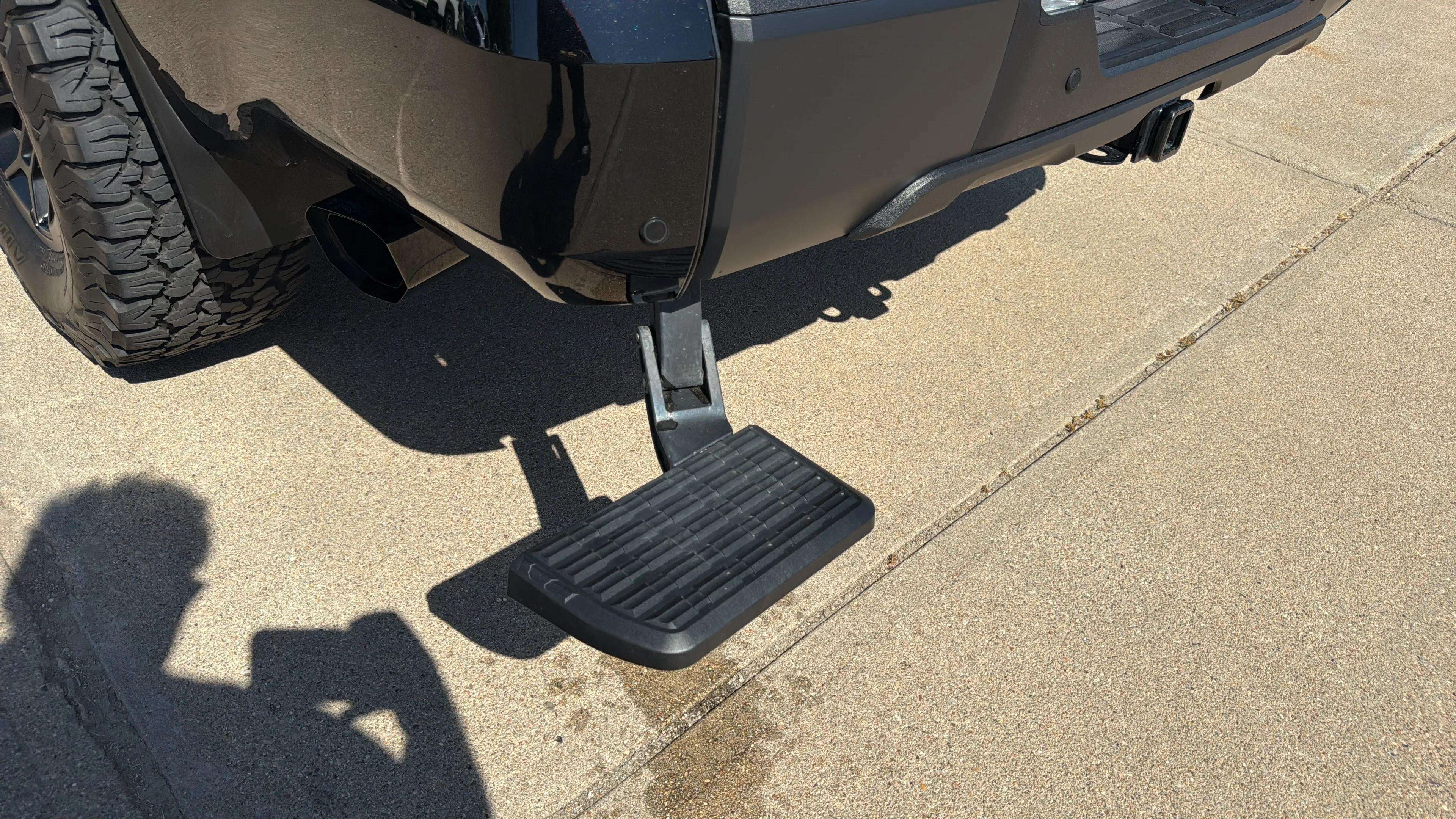 2025 Toyota Tundra 4WD SR5