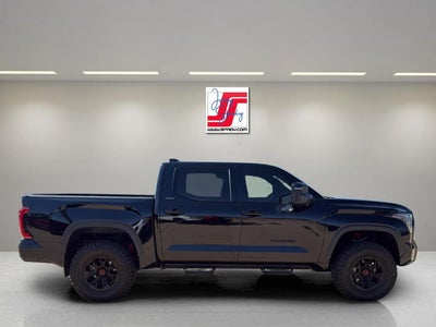 2025 Toyota Tundra 4WD SR5